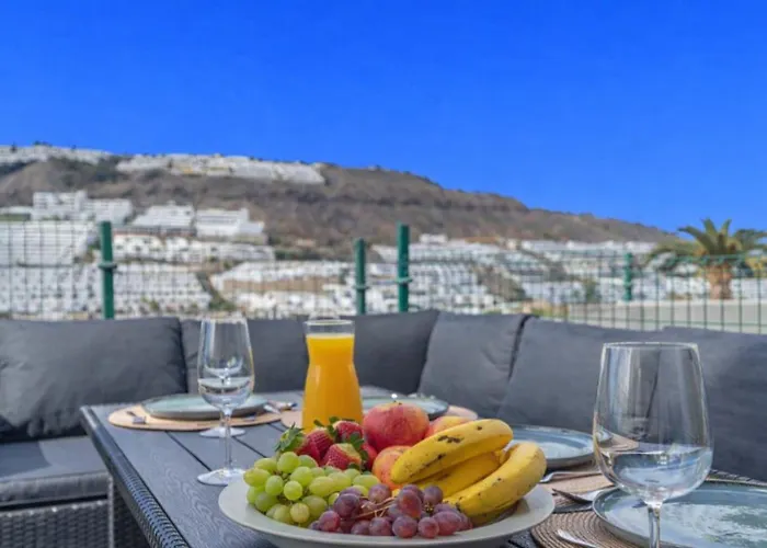 Arizona's Bay Mogán